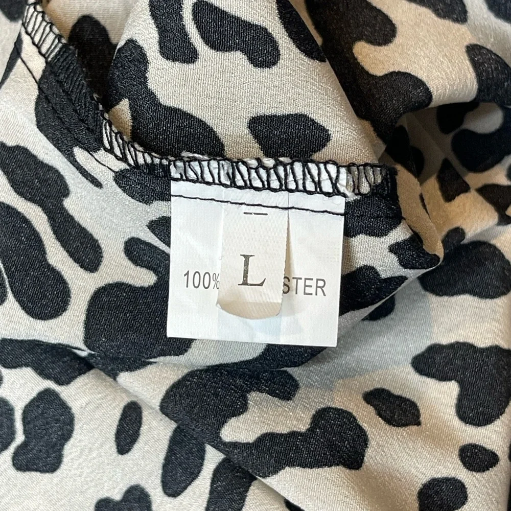 Leopard Print Ruffle Sleeve Top - Picture 3 of 10